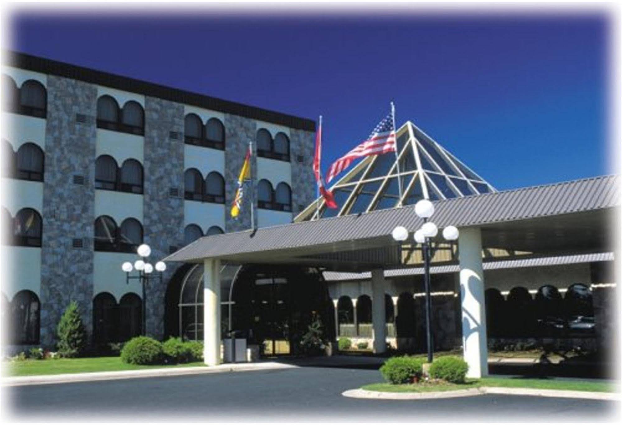 The Fredericton Inn Exterior foto