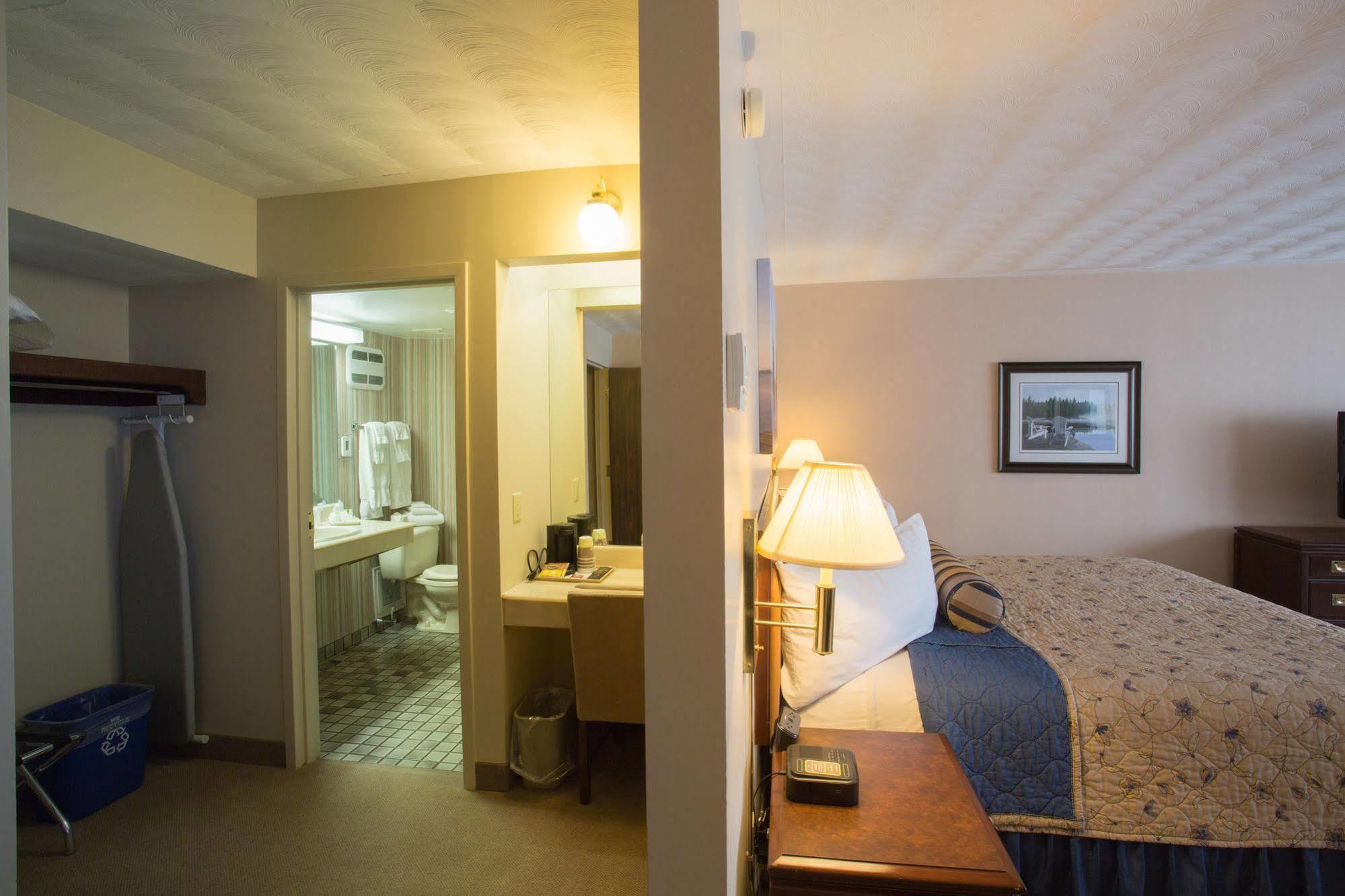 The Fredericton Inn Exterior foto